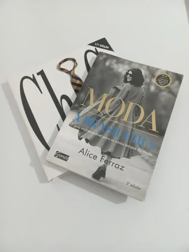2 Livros - CHIC Homen e Moda à Brasileira