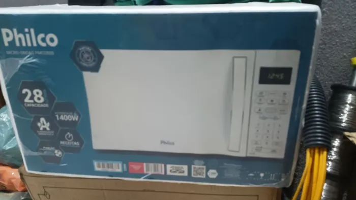 Micro-ondas Philco PMO28I 28L 1400W!! Novo, lacrado,220 volts.