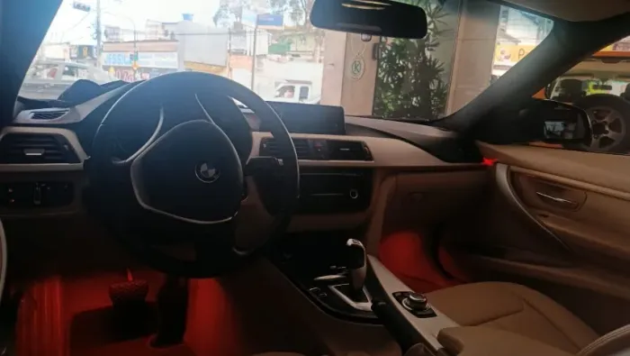 BMW 320I A 2.0 Turbo/activeflex 16V 184cv 4P 2014