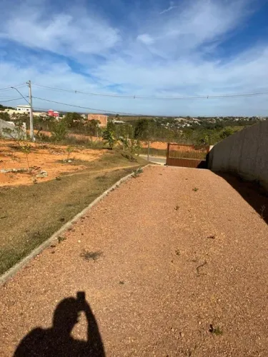 Sitio 1.000m² todo murado, casa com vista na frente, Jaboticatubas.