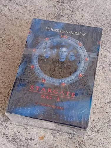 Dvds ORIGINAIS Stargate SG-1 Primeira Temporada Completa