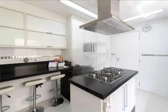 Condomínio com 3 quartos à venda em Ponte grande - SP
