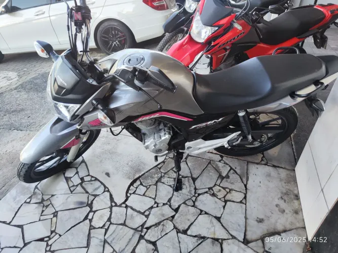 HONDA CG FAN 160 PRATA 2023 SHALON MOTOS