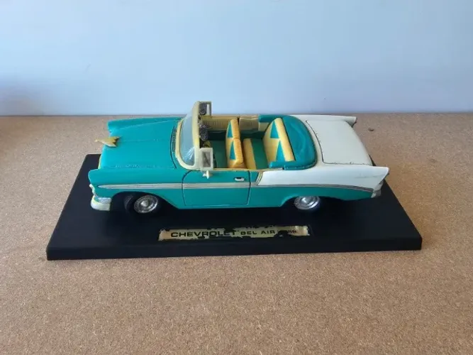 Miniatura Chevrolet Bel Air 1956