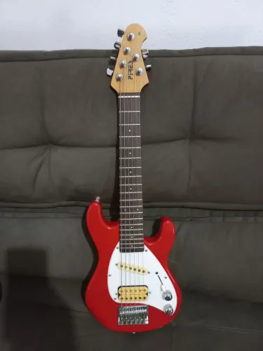 Guitarra infantil