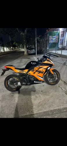 kawasaki ninja 300