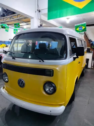Volkswagen Kombi Standard/ Luxo/ Serie Prata 2001