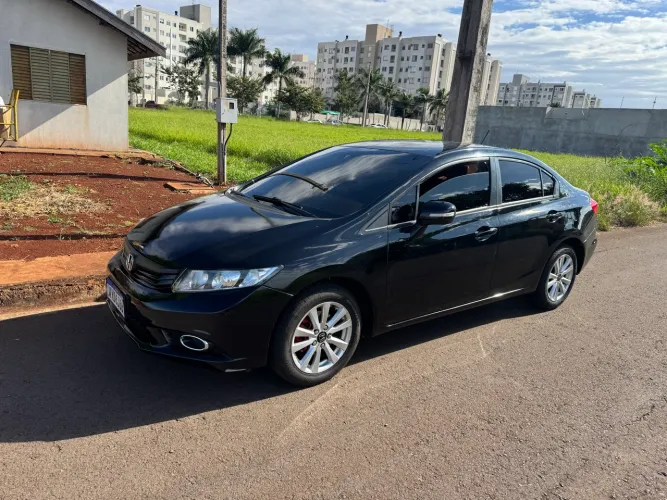 Honda Civic Sedan LXR 2.0 Flexone 16V Aut. 4P 2014