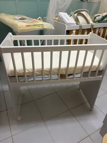 Mini berço portátil.