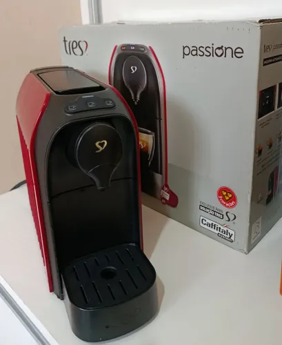 Máquina de Café TRES Passione + Kit Completo