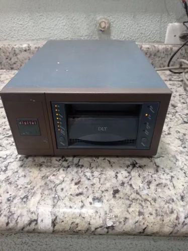 Drive de Fita Tape Drive Digital DEC DLT 7000 SCSI