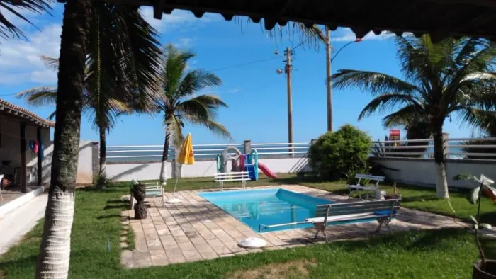 "POUSADA PÉ NA AREIA", FAMILIAR , 4 SUITES, 4 QUARTOS INDEPENDENTES, 2 BANHEIROS SOCIAIS