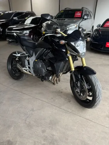 HONDA CB 1000R