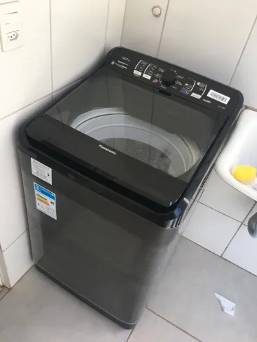 Vende-se máquina Panasonic 12kg