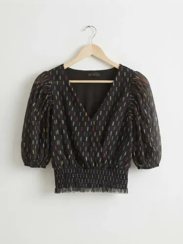 blusa preta tule