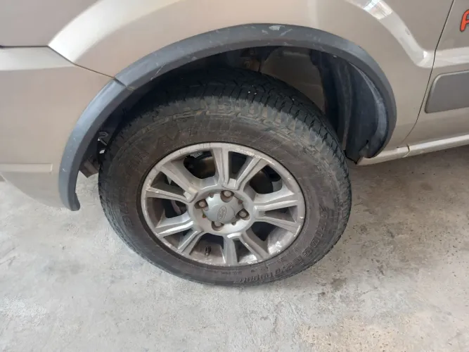 Serviços vagas pra borracheiros dia e noite do e fone zap *