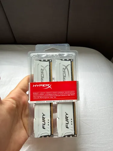 2x Memória RAM 8gb HyperX Fury 1866mhz