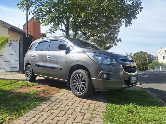 Chevrolet Spin Advantage 1.8 8V Econo.flex 5P Aut. 2014
