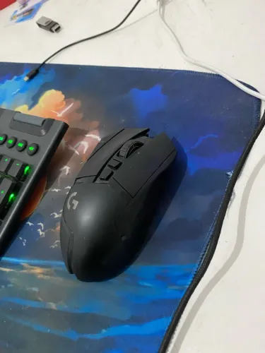 Mouse Logitech G502 Lightspeed sem fio