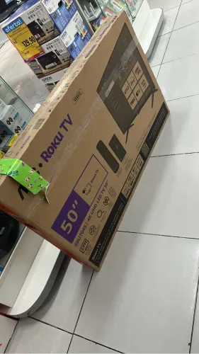 Smart TV LED 4K 50 polegadas AOC Roku TV UHD