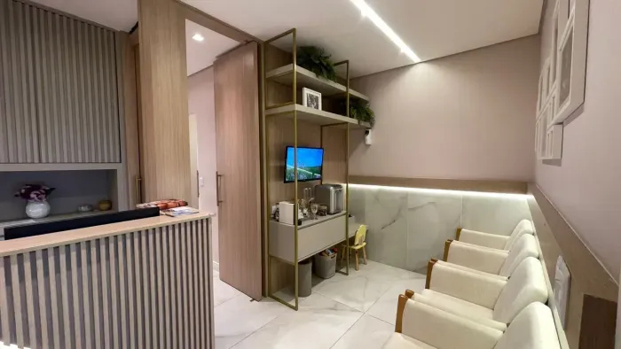 Linda Sala comercial Mobiliada Le classique Jd Aquarius