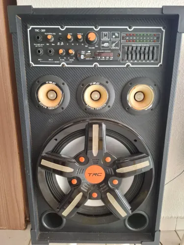 Caixa de som TRC-389