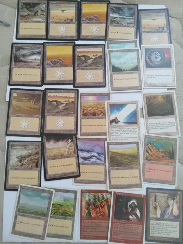 Vendo 26 cartas do Magic Gathering Antigas