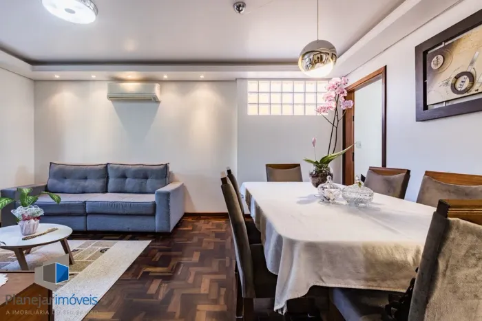 Casa em Condomínio em Santa Tereza