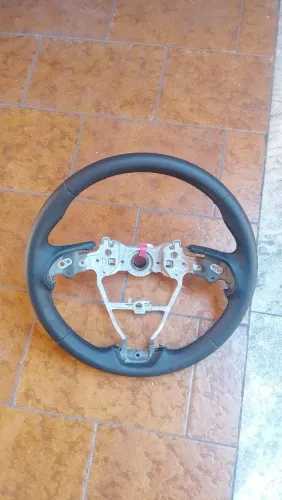 Volante corola