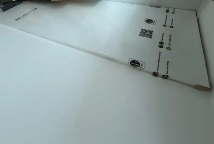 Porta de correr com trilho incluso - Alto Padrão