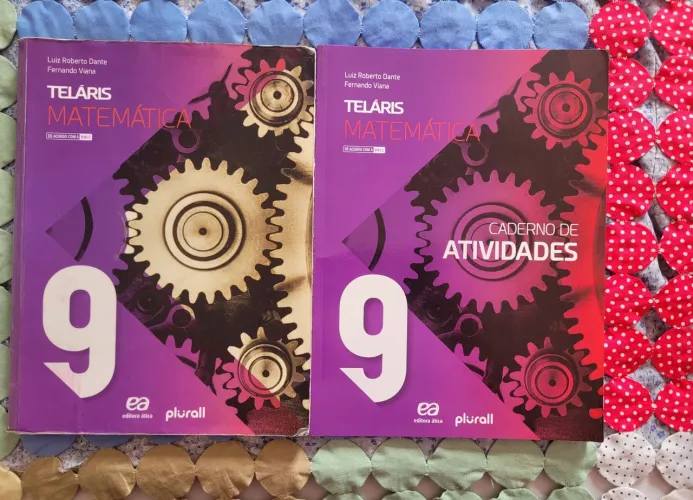 Livros 9 ano - diferentes matérias