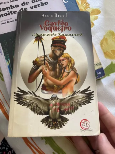 Livro Gavião Vaqueiro - Casamento Kamayurá | Assis Brasil