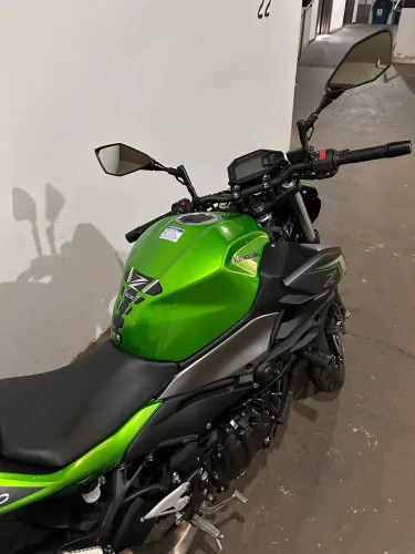 Z500 Kawasaki Z 500 2025 - garanta sua moto para o Moto Capital