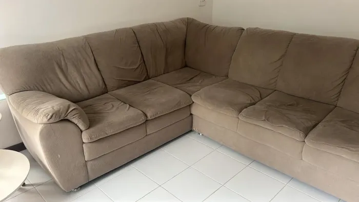 SOFÁ DE CANTO GRANDE ? MUITO CONFORTÁVEL ?