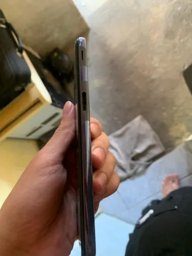 Samsung J6+