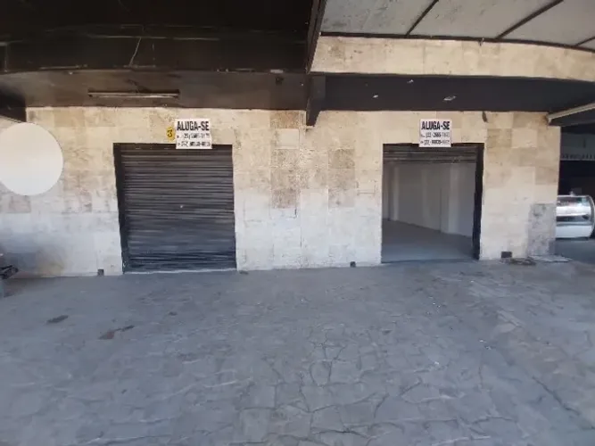 LOJA COMERCIAL PARA ALUGUEL NO COQUEIRAL