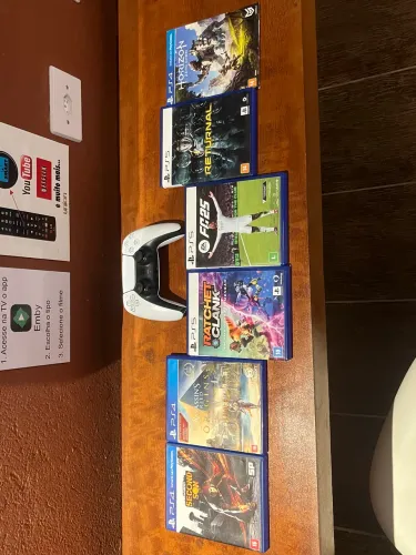 Controle de ps5 e jogos