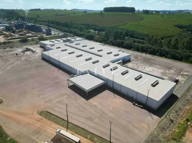 Galpão logístico à Venda ou locação, 144.151m² total, 30.0000M² de construção, próxima à B