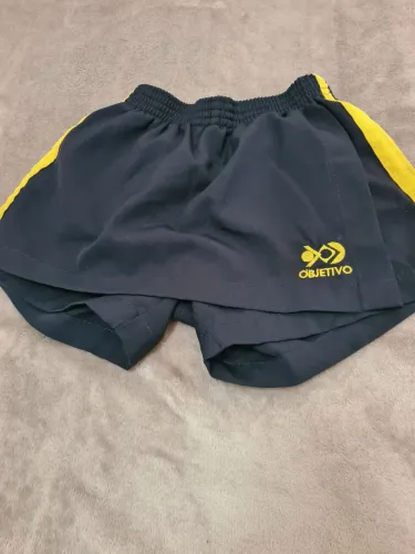 Shorts saia tamanho 10 objetivo