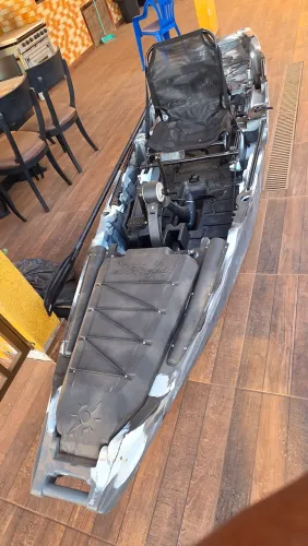 Caiaque Predador com pedal polaris