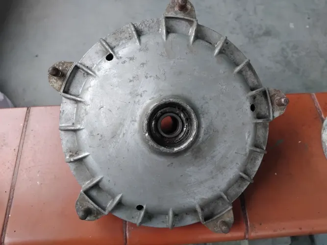Cubo dianteiro para vespa px200