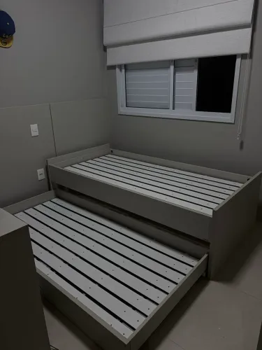 Cama romanzza cinza