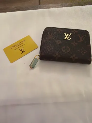 Carteira Louis Vouiton feminina