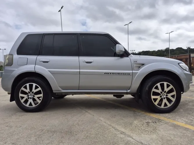 Mitsubishi Pajero TR4 2.0 Flex 16V 4X2 Mec. 2015