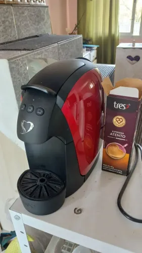 Cafeteira semi nova 3 corações