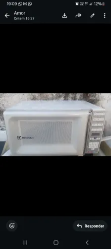 Vendo micro-ondas Electrolux 34 litros funcionando perfeitamente