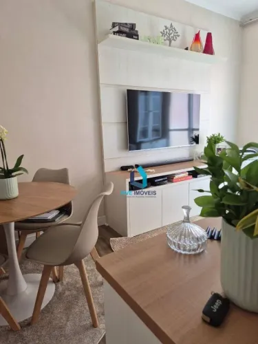 Apartamento Mobiliado à Venda com 2 quartos no Condominio Edíficio Porto Seguro