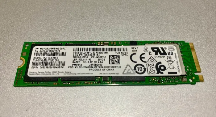 Nvme de 256GB Samsung