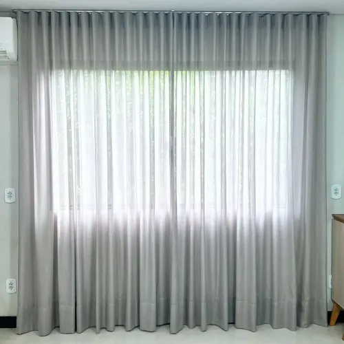 Cortinas e Persianas