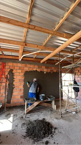 Obras e reformas em geral. 